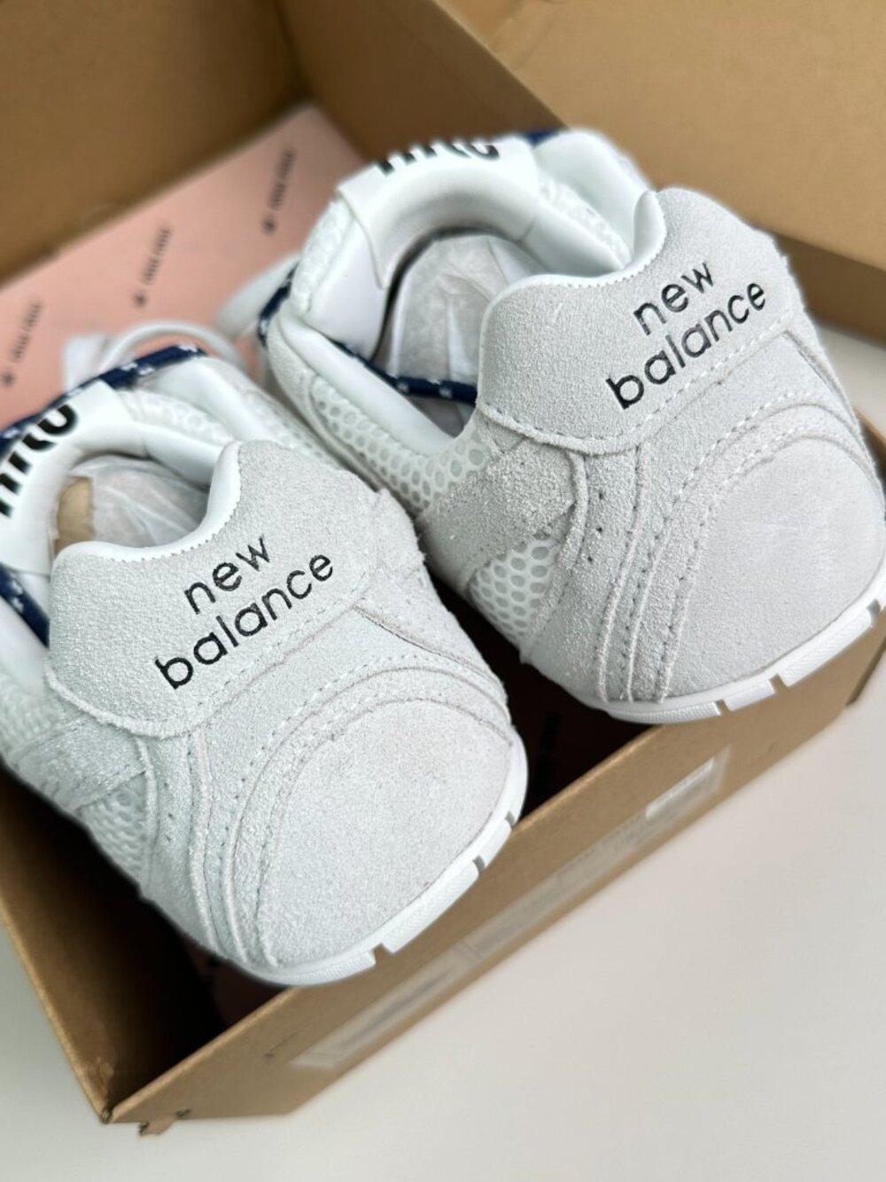 Miu Miu x New Balance grey and white retro running shoes - Picture 4 of 5
